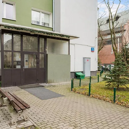 Metro Wierzbno Deluxe Apartment *