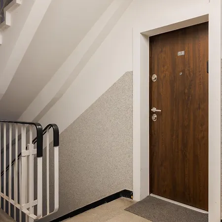 Metro Wierzbno Deluxe Apartment Warsaw