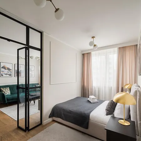 Metro Wierzbno Deluxe By Bookinghost وارسو